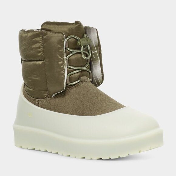 UGG Classic Maxi Toggle Boot - Picture 1 of 4